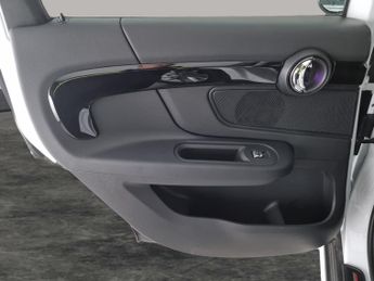 Mini Countryman 1.5 10kWh Cooper SE Sport Plug-in ALL4 (224 ps) - CARPLAY - NAV