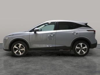 Nissan Qashqai 1.3 DIG-T MHEV Premiere Edition XTRON (158 ps) - 360 CAM - LED