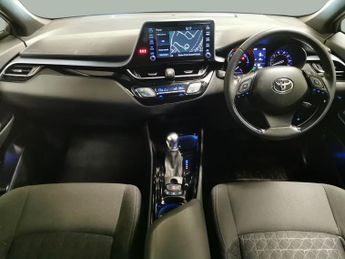 Toyota C-HR 1.8 VVT-h GPF Design CVT (122 ps) - HEATED SEATS - BLIND SPOT AS