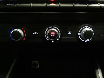 Audi Q2 1.5 TFSI CoD 35 S line S Tronic (150 ps) - CRUISE - DRIVING MODE
