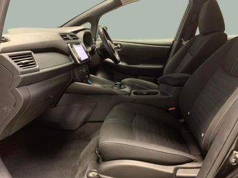 Nissan Leaf 40kWh Acenta (150 ps) - AIR CON - KEYLESS START - DAB