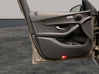 Mercedes-Benz GLC 2.0 GLC220d AMG Line G-Tronic+ 4MATIC (194 ps) - HEATED LEATHER