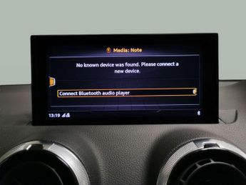 Audi Q2 1.5 TFSI CoD 35 S line S Tronic (150 ps) - CRUISE - DRIVING MODE