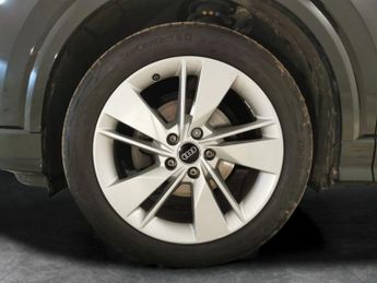 Audi Q2 1.5 TFSI CoD 35 S line S Tronic (150 ps) - CRUISE - DRIVING MODE