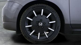 Honda Honda E 35.5kWh Advance (17in Alloy) (154 ps) - HEATED STEERING - LANE D