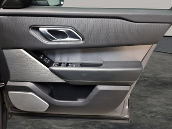 Land Rover Range Rover Velar 2.0 P250 R-Dynamic SE 4WD (249 ps) - REVERSE CAM - NAV - LEATHER