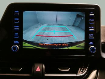 Toyota C-HR 1.8 VVT-h GPF Design CVT (122 ps) - HEATED SEATS - BLIND SPOT AS
