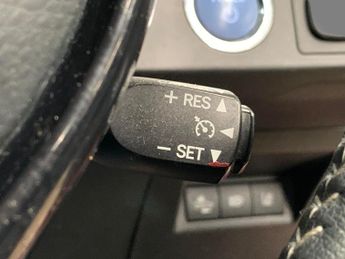 Toyota Yaris 1.5 VVT-h Icon Tech E-CVT (100 ps) - LANE DEPARTURE ALERT - BLUE