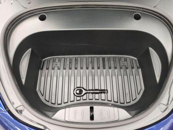 Tesla Model 3 (Dual Motor) Long Range 4WDE (346 ps) - AUTO PARK - LED - REVERS