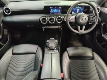 Mercedes-Benz A Class 1.5 A180d SE 7G-DCT (116 ps) - CRUISE - PADDLE SHIFT - DRIVING M