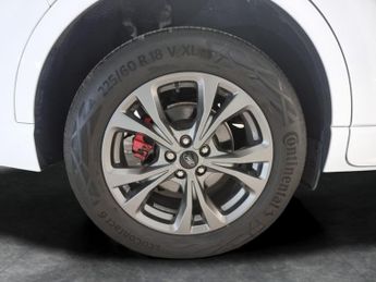 Ford Kuga 2.5 EcoBoost Duratec 14.4kWh ST-Line Plug-in CVT (225 ps) - AUTO