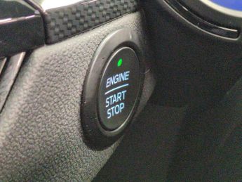 Ford Kuga 2.5 EcoBoost Duratec 14.4kWh ST-Line Plug-in CVT (225 ps) - AUTO