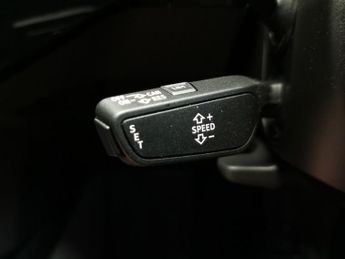 Audi e-tron 55 S line Sportback quattro 95kWh (408 ps) - MMI NAV PLUS - LED