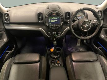MINI Countryman 1.5 7.6kWh Cooper SE Plug-in ALL4 (224 ps) - DAB - BLUETOOTH - C