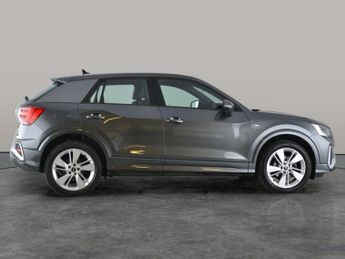 Audi Q2 1.5 TFSI CoD 35 S line S Tronic (150 ps) - 2+1 REAR SEAT SYSTEM 