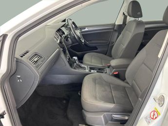Volkswagen E-golf 35.8kWh e-Golf (136 ps) - CLIMATE CONTROL - DAB - USB AUDIO