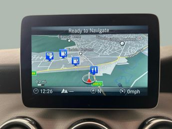 Mercedes-Benz GLA 1.6 GLA180 GPF Urban Edition 7G-DCT (122 ps) - KEYLESS-GO - BLUE