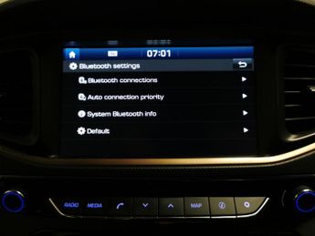 Hyundai Ioniq 28kWh Premium (120 ps) - REVERSE CAM - NAV - HEATED SEATS