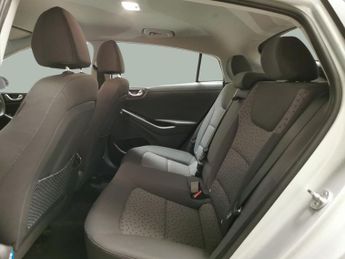 Hyundai Ioniq 28kWh Premium (120 ps) - REVERSE CAM - NAV - HEATED SEATS