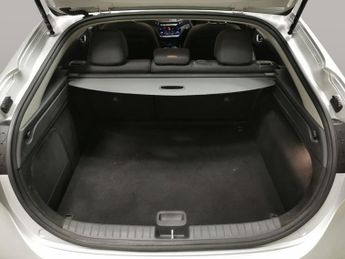 Hyundai Ioniq 28kWh Premium (120 ps) - REVERSE CAM - NAV - HEATED SEATS