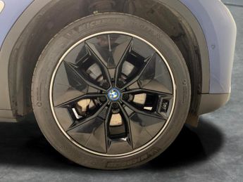 BMW iX3 80kWh Premier Edition (286 ps) - LEATHER - NAV - HEATED SEATS