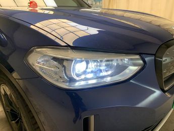 BMW iX3 80kWh Premier Edition (286 ps) - LEATHER - NAV - HEATED SEATS