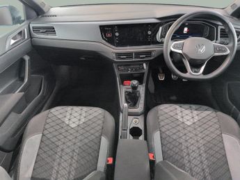 Volkswagen Polo 1.0 TSI R-Line (95 ps) - CRUISE - PARK SENSORS - DIGITAL DASH