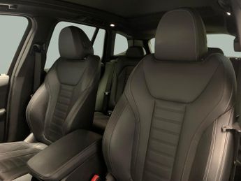 BMW iX3 80kWh Premier Edition (286 ps) - LEATHER - NAV - HEATED SEATS