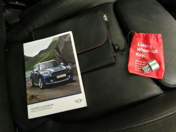 Mini Countryman 2.0 Cooper SD Steptronic ALL4 (190 ps) - HUD - AUTO PARK - LED