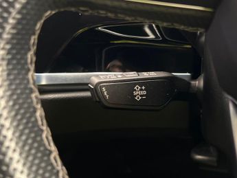 Audi Q3 2.0 TDI 35 S line S Tronic (150 ps) - LED - LANE DEPARTURE  - SP