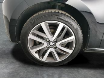 Seat Mii 36.8 kWh (83 ps) - DIGITAL CLIMATE CONTROL - AIR CON - PARK SENS