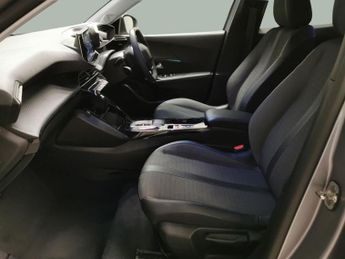 Peugeot E-2008 50kWh Allure Premium (7kW Charger) (136 ps) - REVERSE CAM - NAV 