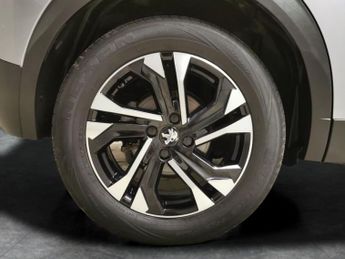 Peugeot E-2008 50kWh Allure Premium (7kW Charger) (136 ps) - REVERSE CAM - NAV 