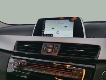 BMW X1 2.0 20i GPF SE DCT sDrive (192 ps) - BMW SPORT AUTO - DRIVING MO