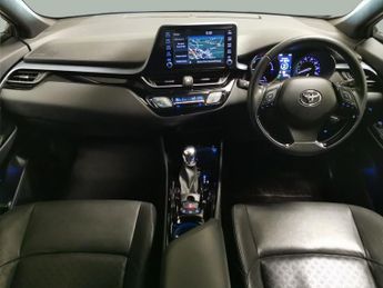 Toyota C-HR 2.0 VVT-h Design CVT (184 ps) - NAV - BLIND SPOT ASSIST - BLUETO