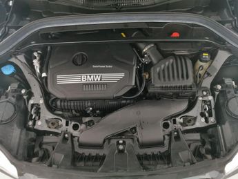 BMW X1 2.0 20i GPF SE DCT sDrive (192 ps) - SEATS - SLIDING REAR BENCH