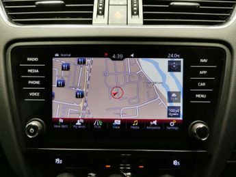 Skoda Octavia 2.0 TSI GPF vRS DSG (245 ps) - PADDLE SHIFT - 18IN ALLOYS - AIR 