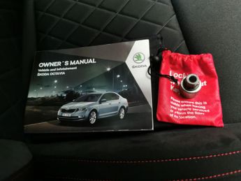Skoda Octavia 2.0 TSI GPF vRS DSG (245 ps) - PADDLE SHIFT - 18IN ALLOYS - AIR 