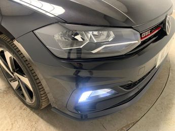 Volkswagen Polo 2.0 TSI GTI DSG (207 ps) - AMBIENT INTERIOR LIGHTING - AUTO HEAD