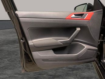 Volkswagen Polo 2.0 TSI GTI DSG (207 ps) - AMBIENT INTERIOR LIGHTING - AUTO HEAD