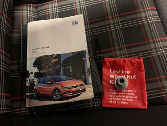 Volkswagen Polo 2.0 TSI GTI DSG (207 ps) - AMBIENT INTERIOR LIGHTING - AUTO HEAD