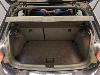 Volkswagen Polo 2.0 TSI GTI DSG (207 ps) - AMBIENT INTERIOR LIGHTING - AUTO HEAD