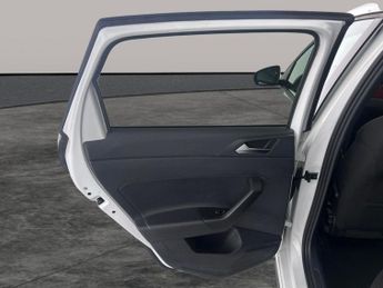 Volkswagen Polo 2.0 TSI GTI DSG (207 ps) - PADDLE SHIFT - PARK SENSORS - 17IN AL
