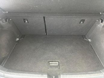 Volkswagen Polo 2.0 TSI GTI DSG (207 ps) - PADDLE SHIFT - PARK SENSORS - 17IN AL