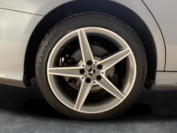 Mercedes-Benz C Class 2.1 C250d AMG Line (Premium Plus) G-Tronic+ (204 ps) - SELF PARK