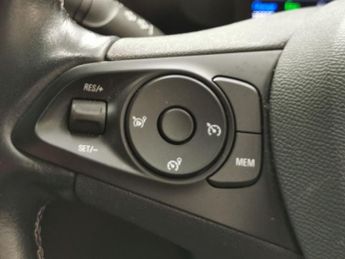 Vauxhall Corsa Electric 50kWh SE Nav (7.4Kw Charger) (136 ps) - CLIMATE CONTROL - KEYLES