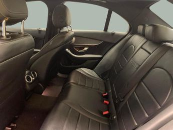 Mercedes-Benz C Class 2.1 C250d AMG Line (Premium Plus) G-Tronic+ (204 ps) - SELF PARK