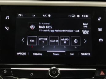 Vauxhall Corsa Electric 50kWh SE Nav (7.4Kw Charger) (136 ps) - CLIMATE CONTROL - KEYLES