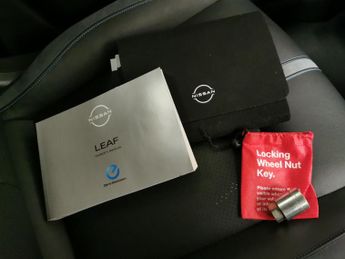 Nissan Leaf 39kWh Tekna (150 ps) - 360 CAM - LED - NAV