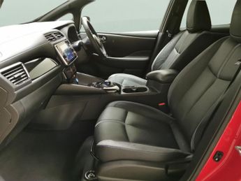 Nissan Leaf 39kWh Tekna (150 ps) - 360 CAM - LED - NAV